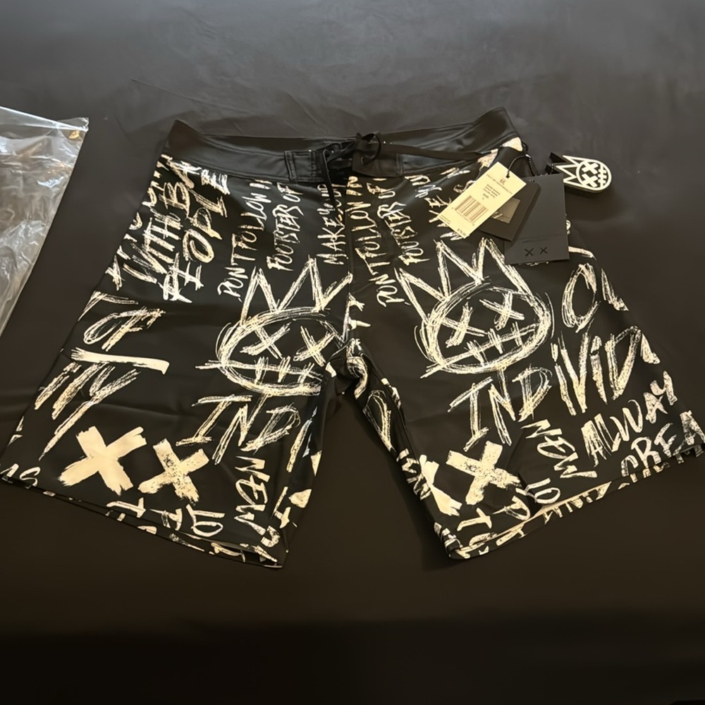Cult of individuality size large board shorts brand new with tags.